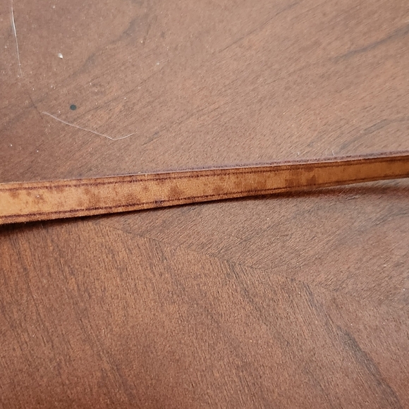 Authentic Louis Vuitton Vachetta Leather Pochette Strap Gold Tone Clasp - Picture 4 of 5